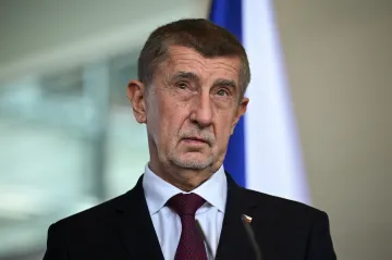 Babiš poblahopřál Maygarovi, podle Macinky Česko přišlo v Orbánovi o spojence