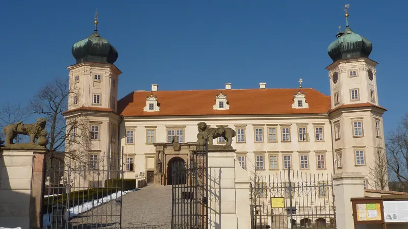 Zámek Mníšek pod Brdy