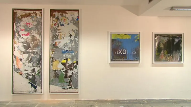 Epos 257 - vystavuje svá díla pod názvem WHO CARES by EPOS 257 ve druhém patře Tančícího domu.