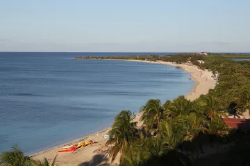 Velikonoce na lyžích, ale i v Dubaji či Ugandě. Stále více Čechů tráví svátky v zahraničí