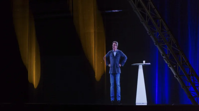 Mélenchonův hologram na mítinku na ostrově Réunion