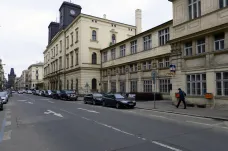 Penta koupí bývalou poštu u Masarykova nádraží v Praze za 220 milionů korun
