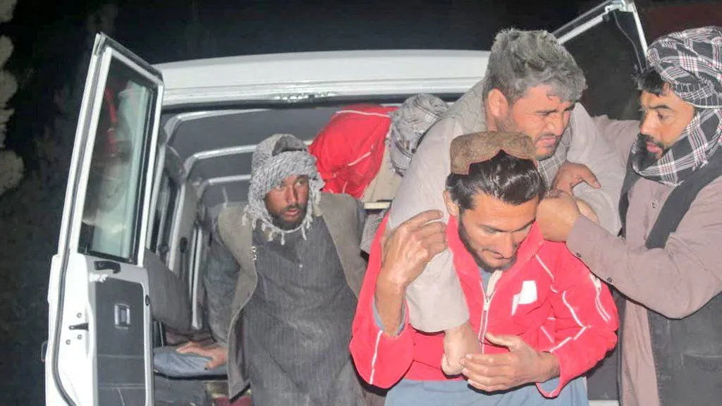 Horizont ČT24: Zemětřesení v Afghánistánu