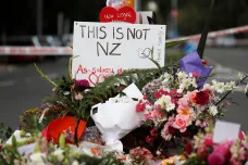 Útočník z Christchurche se nečekaně přiznal. Hrozí mu doživotí