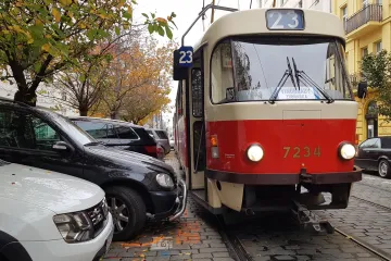 Čepický: Chceme dobře fungující městskou dopravu, nebo parkovací anarchii?
