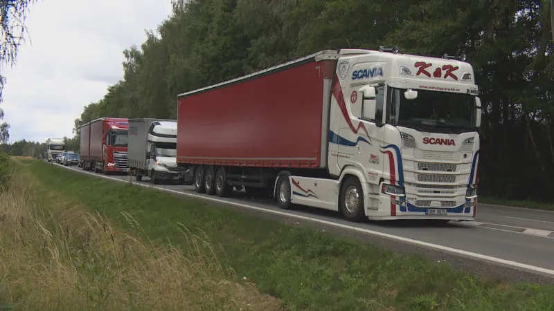 Dopravu v okolí dálnice D1 na Vysočině komplikují omezení