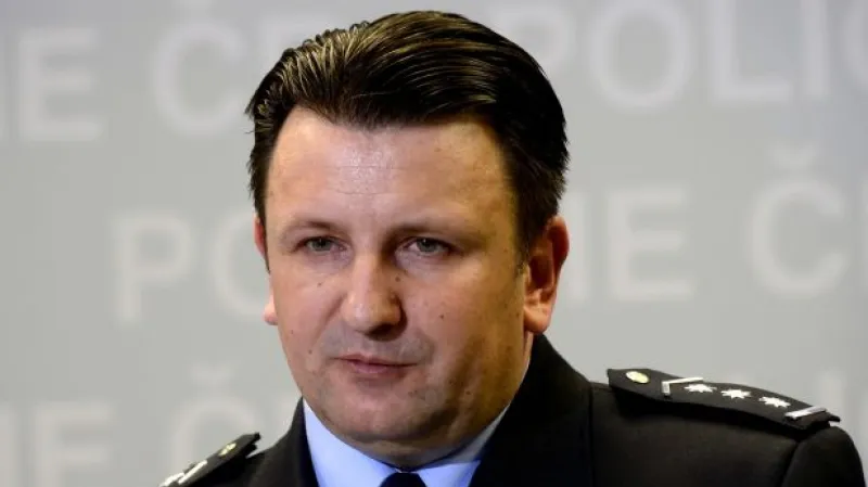 Tuhý: Naše policie potřebuje klid