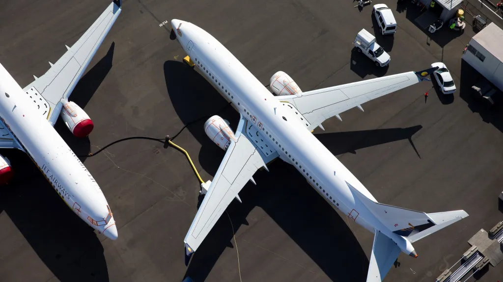 Odstavená letadla Boeing 737 MAX na mezinárodním letišti Grant County u Mosesova jezera ve Washingtonu