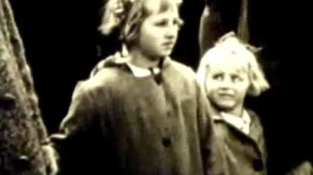 Ležáky/Štafeta krajem hrdinů