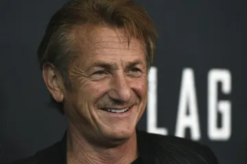 Sean Penn točí na Ukrajině dokument o ruské invazi. Zelenskyj ocenil jeho odvahu