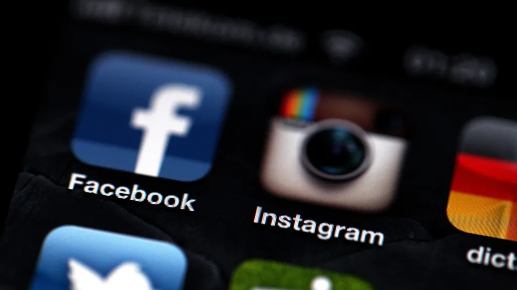 Mobilní aplikace pro Facebook