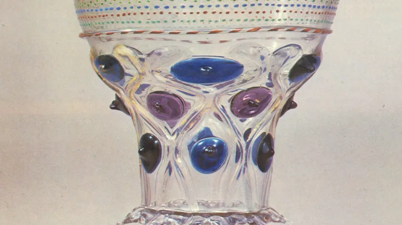 Nejvyšší kategorie luxusu – pohár „pánů z Deblína“. Dnes v trezorové vitríně Britského muzea v Londýně