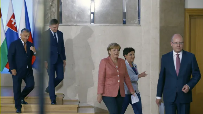 Jednání premiérů V4 s německou kancléřkou
