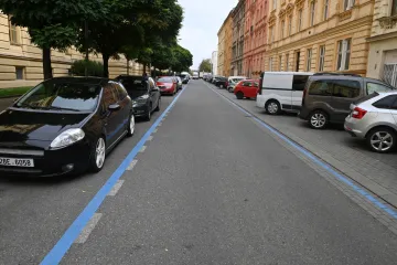 Modré zóny se šíří Prahou. Pokryly Malvazinky, Dědinu i Baterie