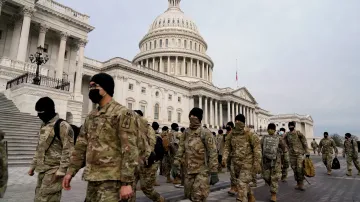 Národní garda se opevňuje ve Washingtonu před Bidenovou inaugurací