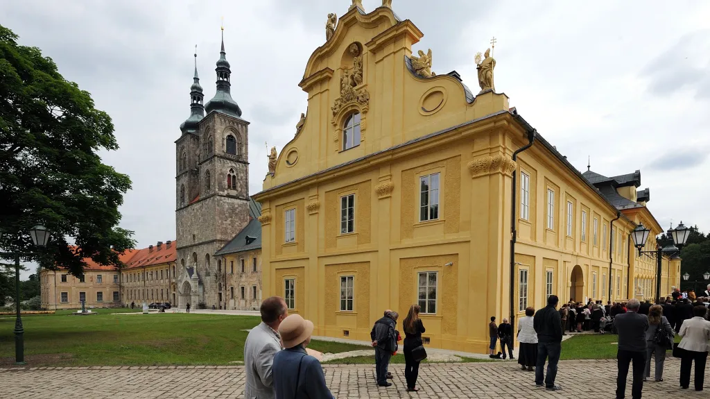 Opravený klášter v Teplé