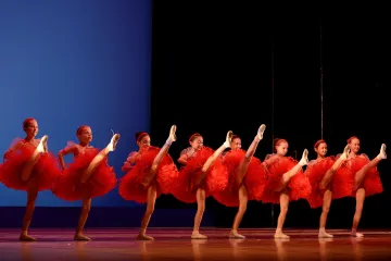 Naďa „Makropulos“ Sobotková a její Baletní přípravka ND