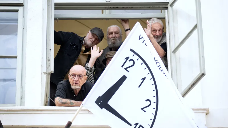 Ze zahájení výstavy 12/15 Pozdě...