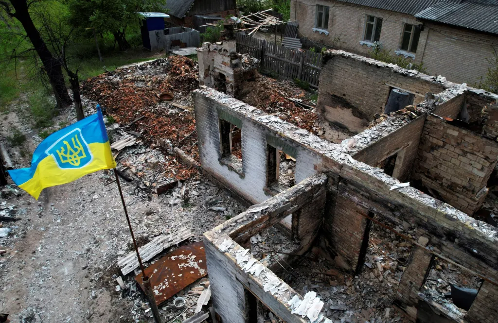 Ukrajinci se po odchodu Rusů vracejí do svých domovů. Někteří ho jen těžko poznávají