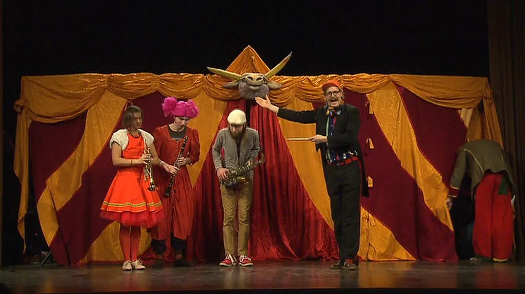 Cirkusové představení v psychiatrické léčebně v Bohnicích