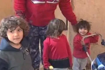 Reportéři ČT: Romští navrátilci z Kanady nemají kam jít