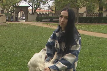 Když se lidé vrátí z války, blízcí jim často nerozumí, říká ukrajinská canisterapeutka 