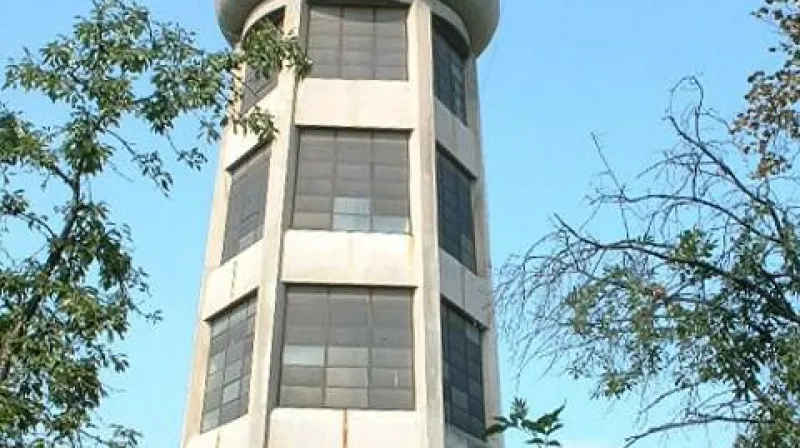 Vodárenská věž Kbely / arch.: Otakar Novotný