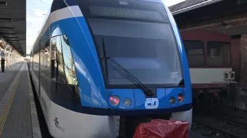 Vlak Stadler na nádraží v Olomouci