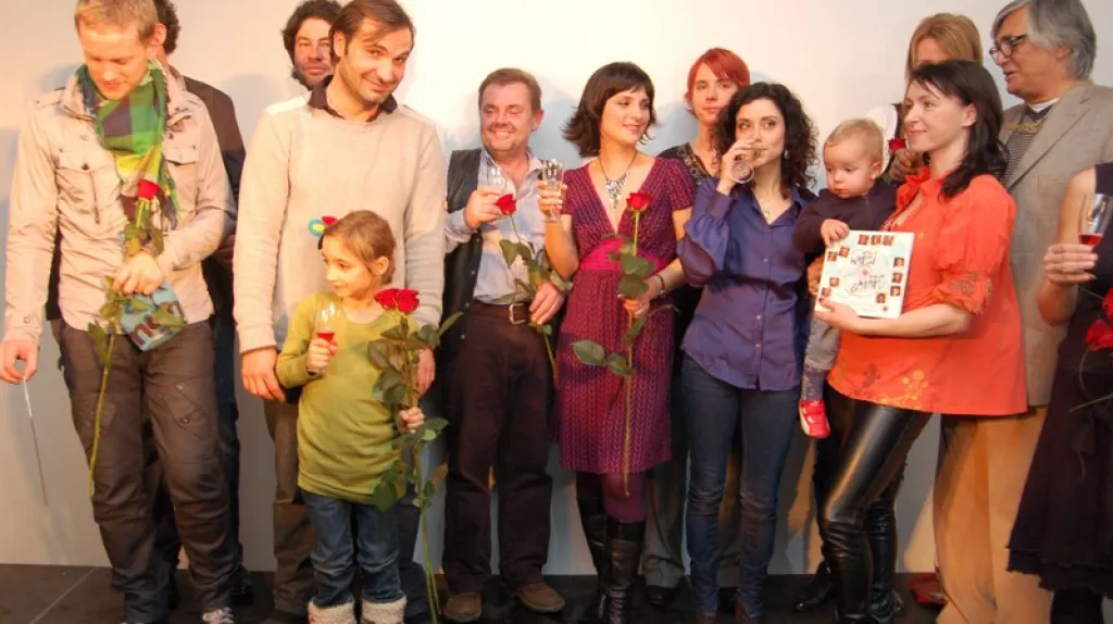 Velcí herci malým dětem