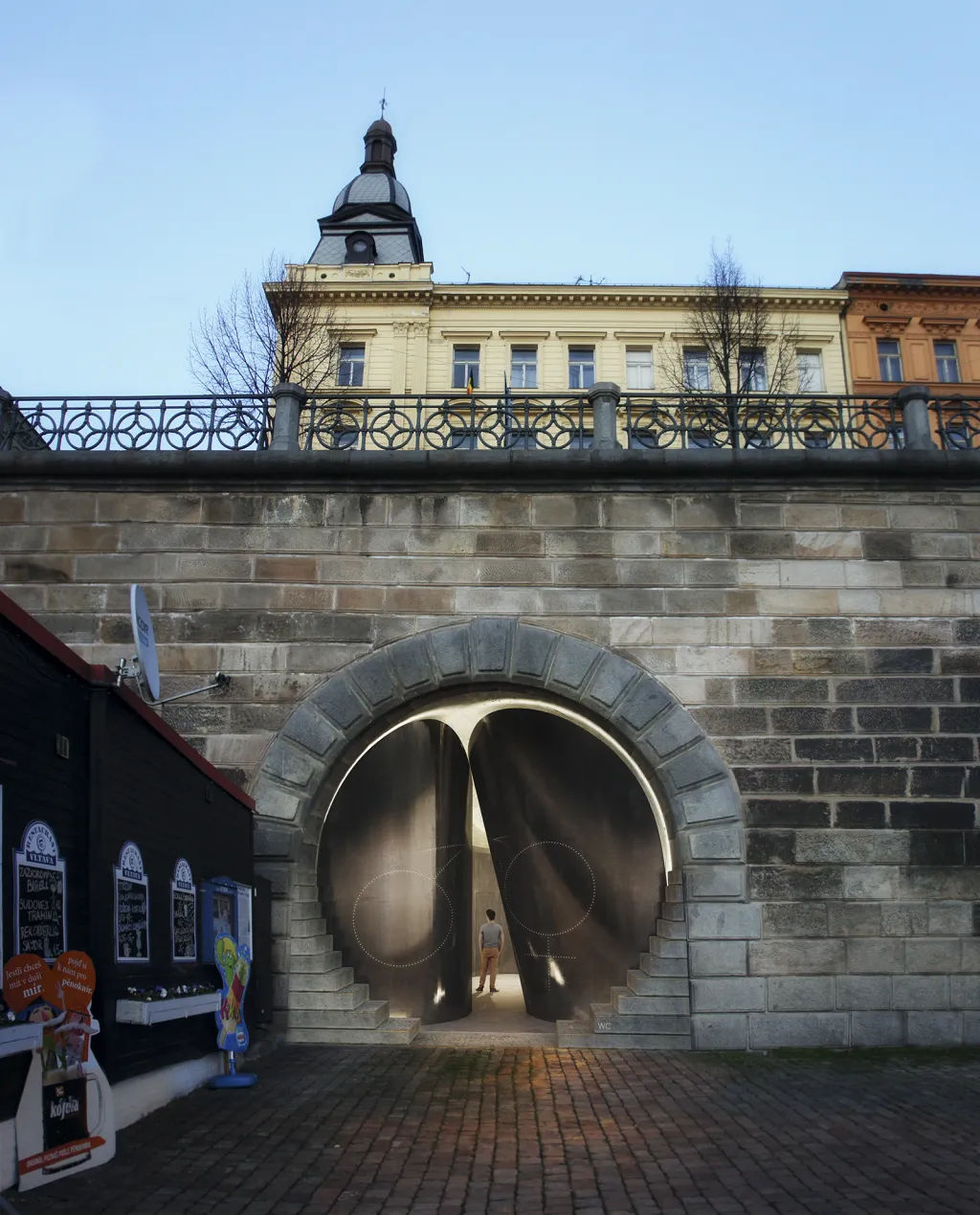 Takto by například vypadal vchod do veřejného WC v blízkosti restaurace Vltava, která může v současnosti svými toaletami obsloužit pouze hosty.