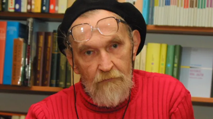 Český básník, prozaik a filosof Egon Bondy.