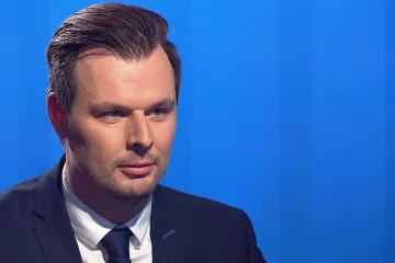 Rychlejší změnou čísla se lidé stanou pro mobilní operátory váženějšími zákazníky, soudí vládní zmocněnec Dzurilla