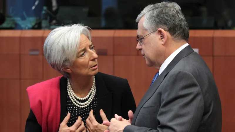 Christine Lagardeová a Lucas Papademos