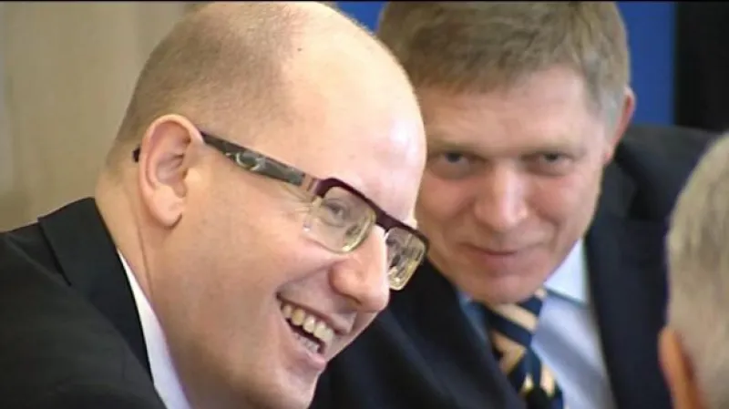 Bohuslav Sobotka na první oficiální návštěvu zamířil na Slovensko