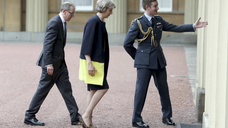 Horizont ČT24: Mayová slíbila vytvořit lepší Británii