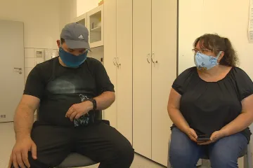 Speciální náramek usnadní život epileptikům. Upozorní na blížící se záchvat, zavolá blízké