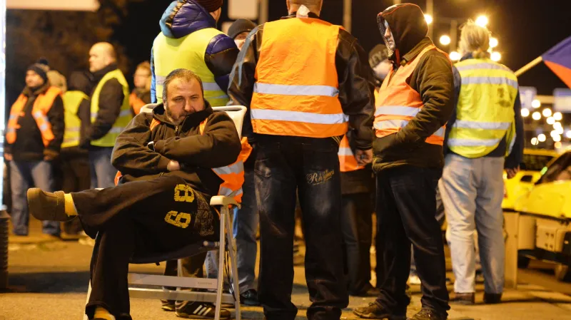 Protest taxikářů na pražské magistrále