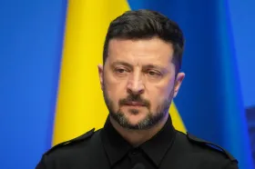 Musíme zintenzivnit výrobu dronů, apeloval Zelenskyj na konferenci Globsec