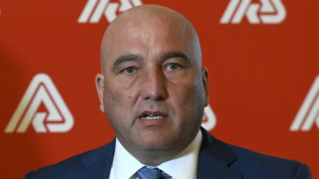 Kabátek skončil v čele VZP, novým šéfem je Duškov