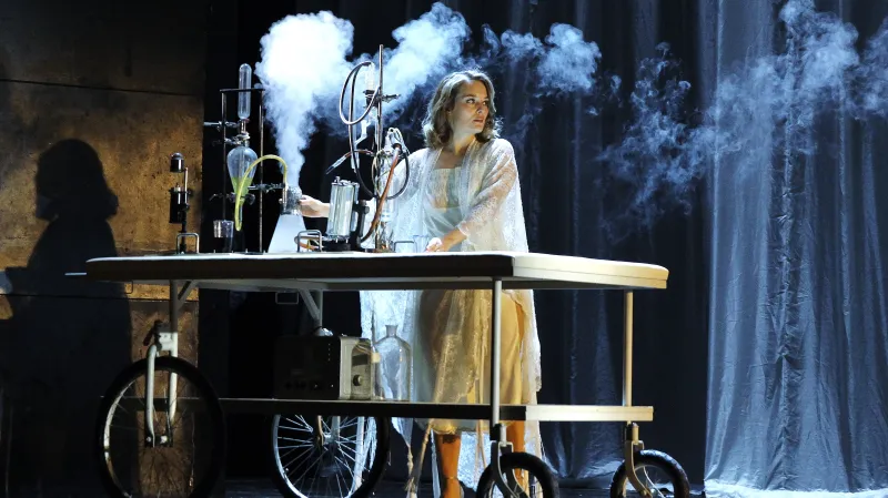 Opera Krakatit v Národním divadle