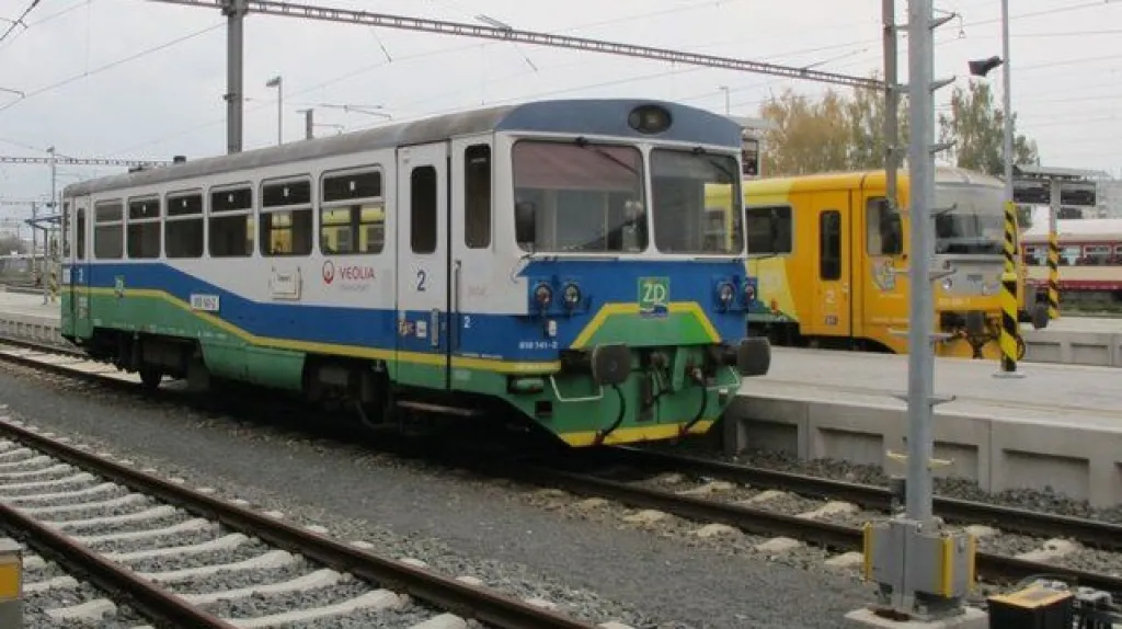 Železnice Desná