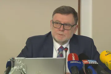 Stát v roce 2022 hospodařil se schodkem 360,4 miliardy korun