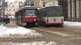 MHD v Brně kvůli sněhu kolabovala