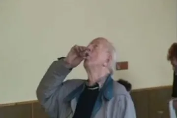 Košt slivovice v Loučce na Valašsku