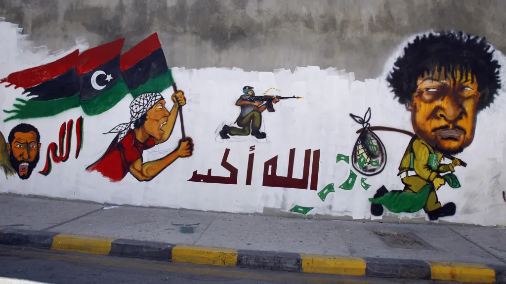 Graffiti z období povstání proti Kaddáfímu
