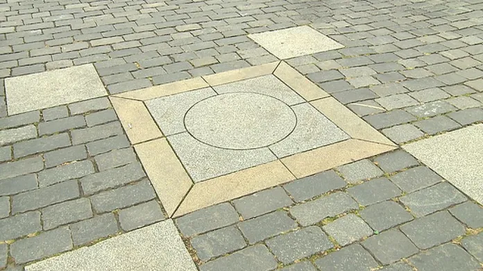 Místo původního Mariánského sloupu