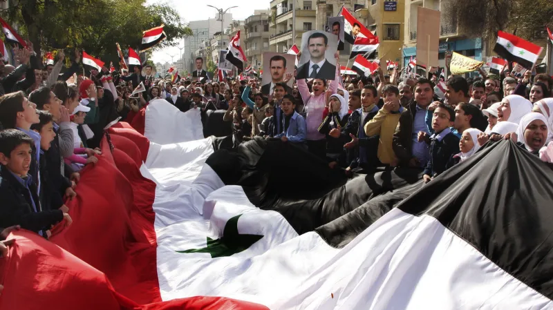 Demonstrace na podporu syrského prezidenta