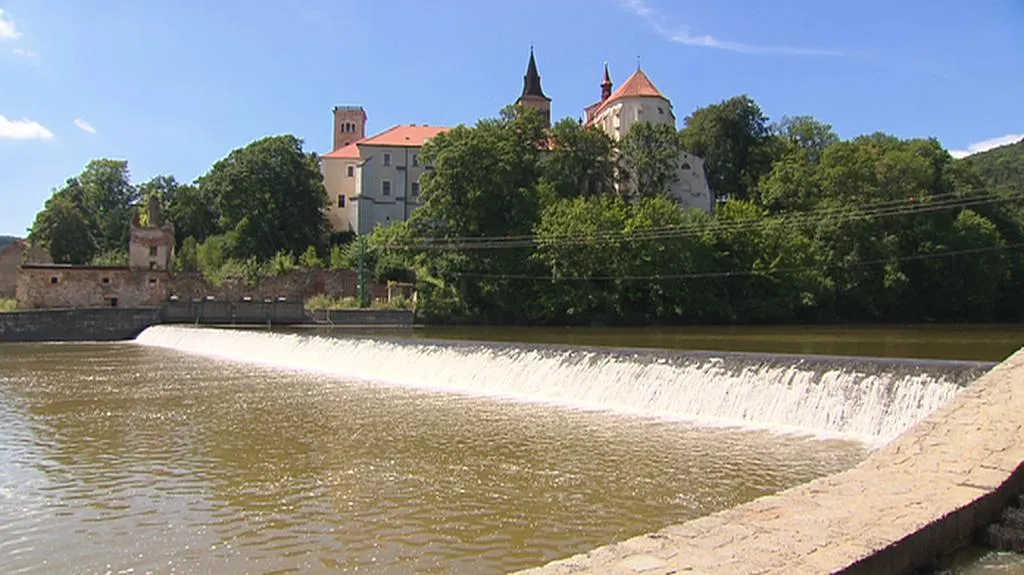 Jez na řece Sázavě