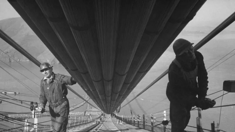 Stavba mostu Golden Gate