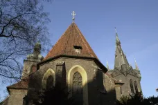 Pražské arcibiskupství nabízí Jindřišskou věž za 75 milionů korun 